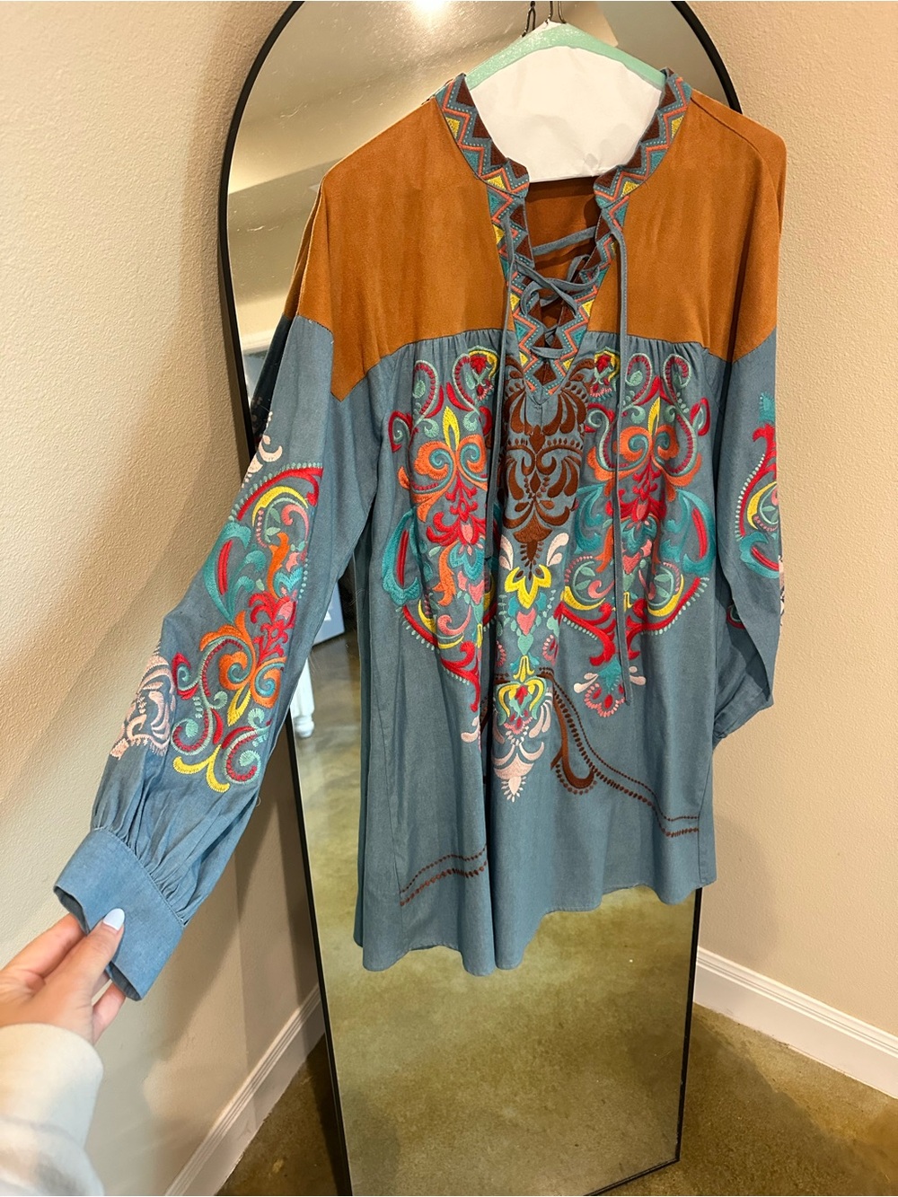 SAVANNAH JANE Dress - Picture 5 of 5